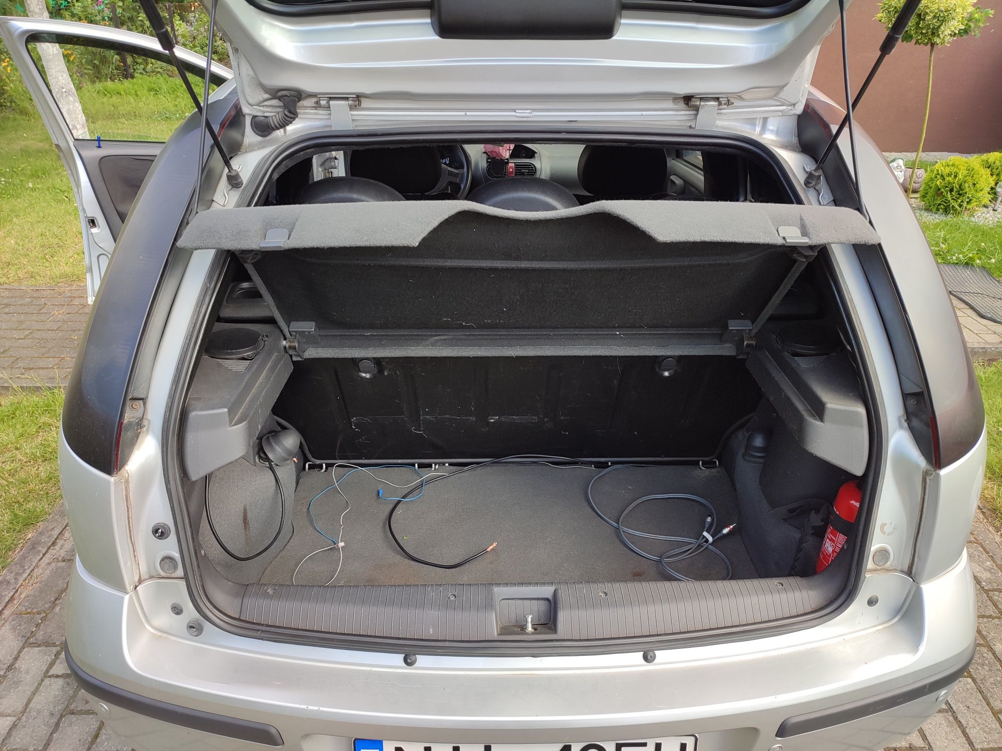 Opel corsa c 1.2 Twinport