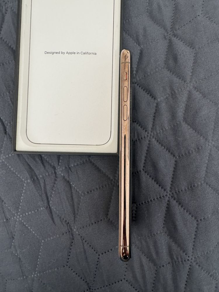 Iphone 11 pro max gold