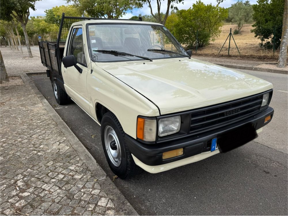 Toyota Hilux 2.4 120.000 kms reais