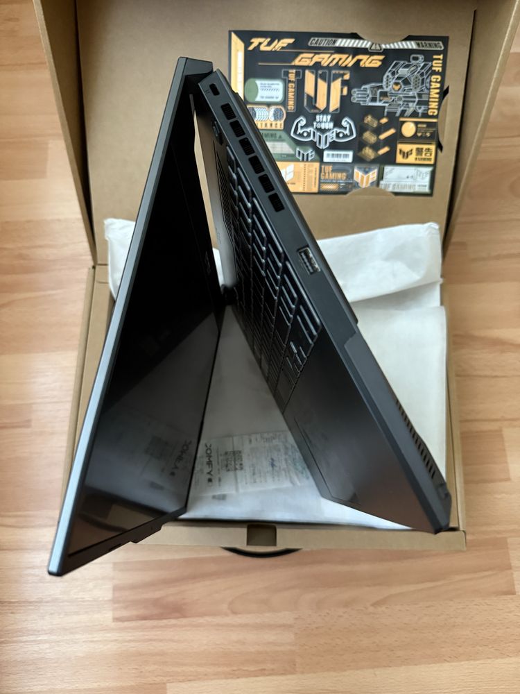 Игровой ноутбук Asus TUF Gaming F15 / i5 / 16 GB / RTX 3050