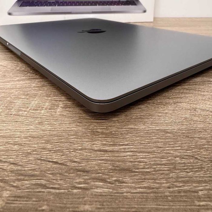 MacBook Pro 2020 13"  M1 / 16Gb / SSD 512Gb стан нового (код:M0976)