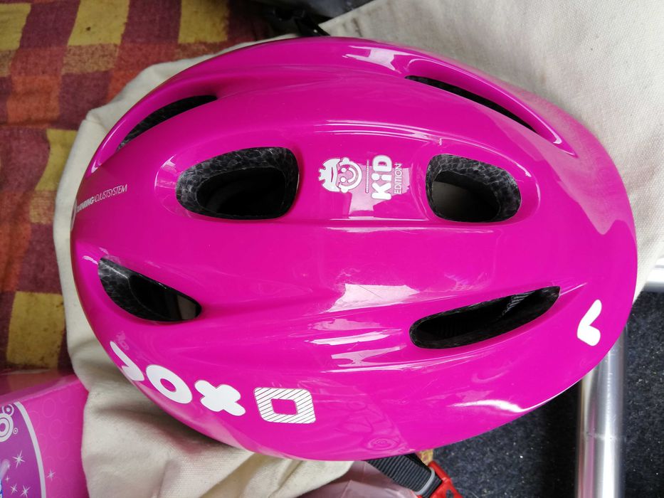 Kask ochronny na rower lub hulajnogę