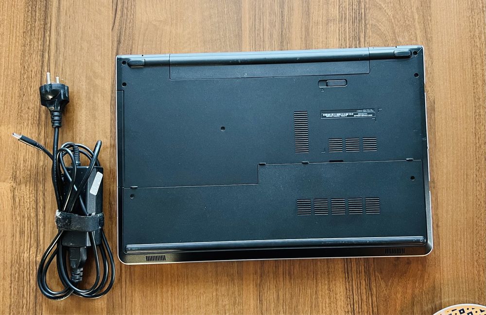 Dell Inspiron 17 5000 series