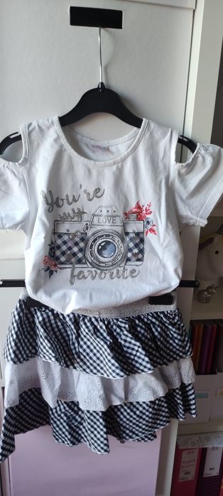 Conjunto saia e camisola 8/10 anos