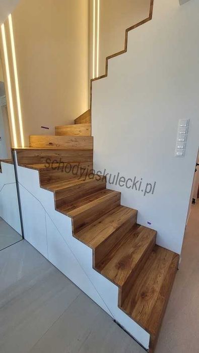Schody drewniane Wielkopolska samonośne na beton