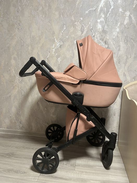 Коляска anex e/tape