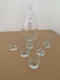 Garrafa de Licor com 6 copos aplicações em prata