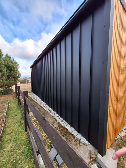 Garaż Carport Duża wiata samochodowa Modrzew duoromb elewacja nowoczes