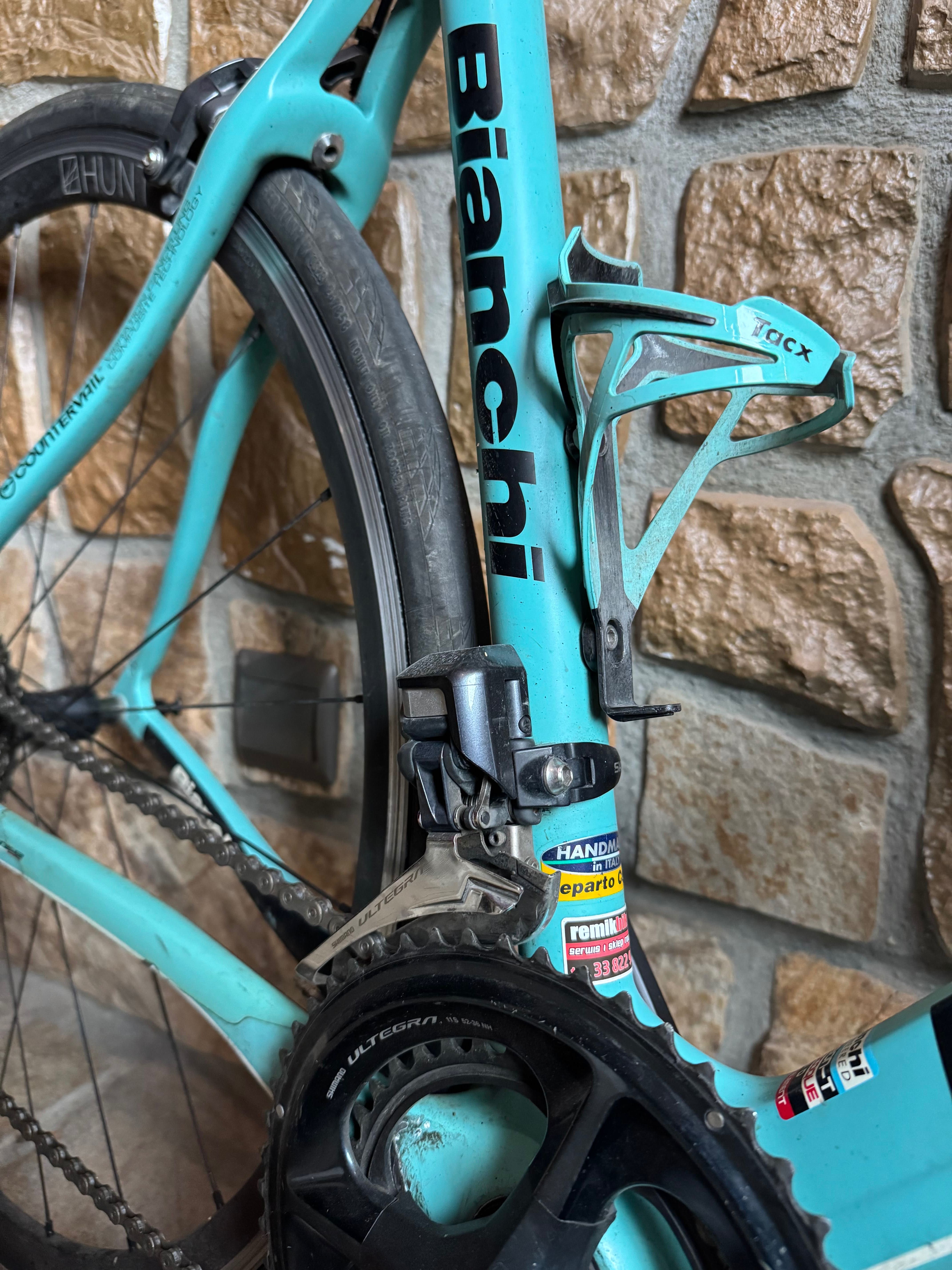 Rower szosowy; kolarka Bianchi Infinito CV Ultegra Di2 – R. 55