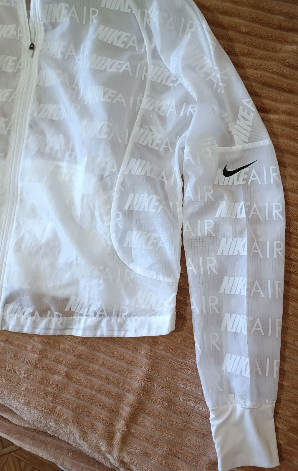 Ветровка Nike размер L