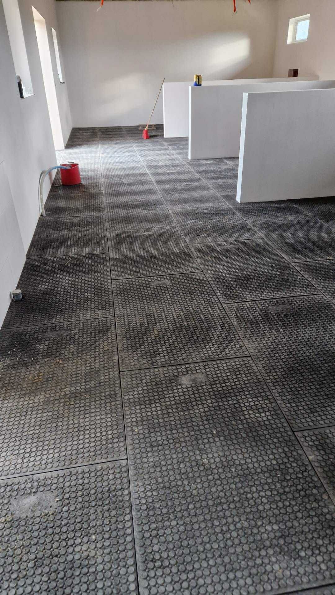 Maty stajenne,maty do boksów, maty legowiskowe maty dla koni