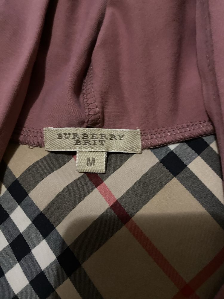 Linda t. Shirt da burberry com capuz