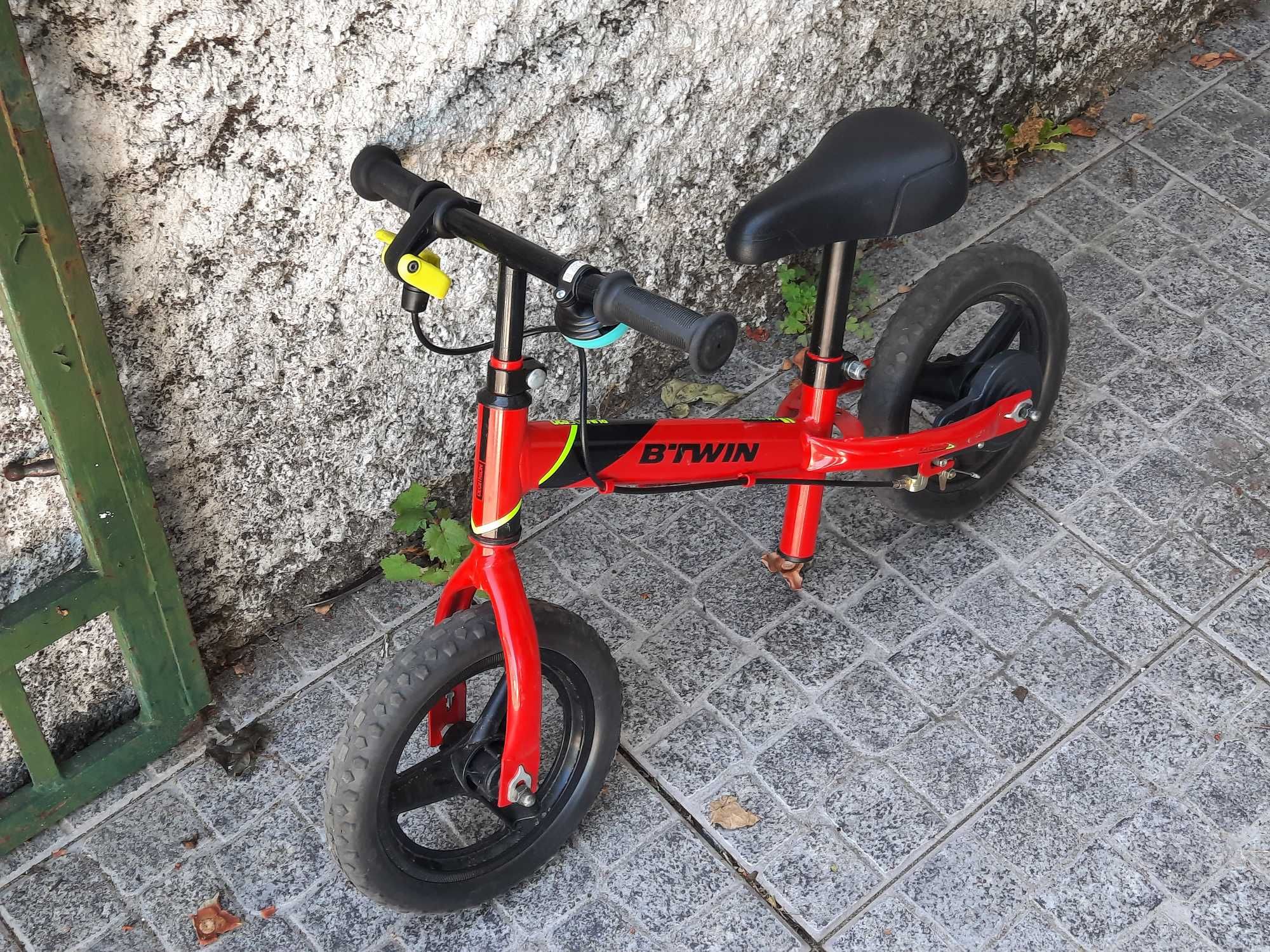 Vendo bicicleta de equilíbrio