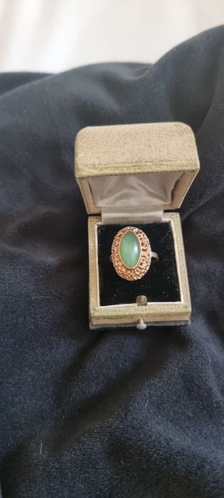 Pierścionek złoty z nefrytem pr.583