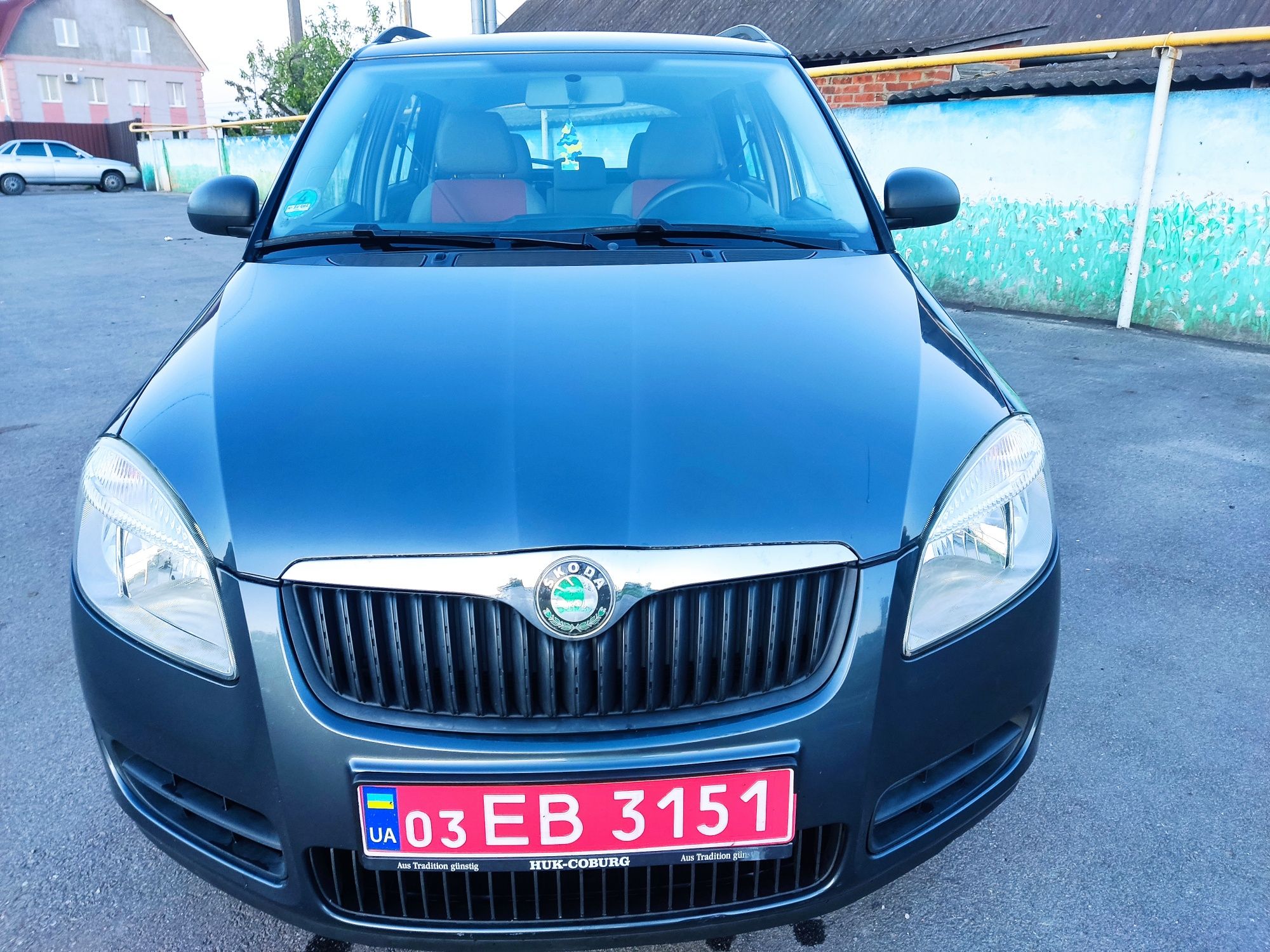 Свіжопригнана Skoda Fabia