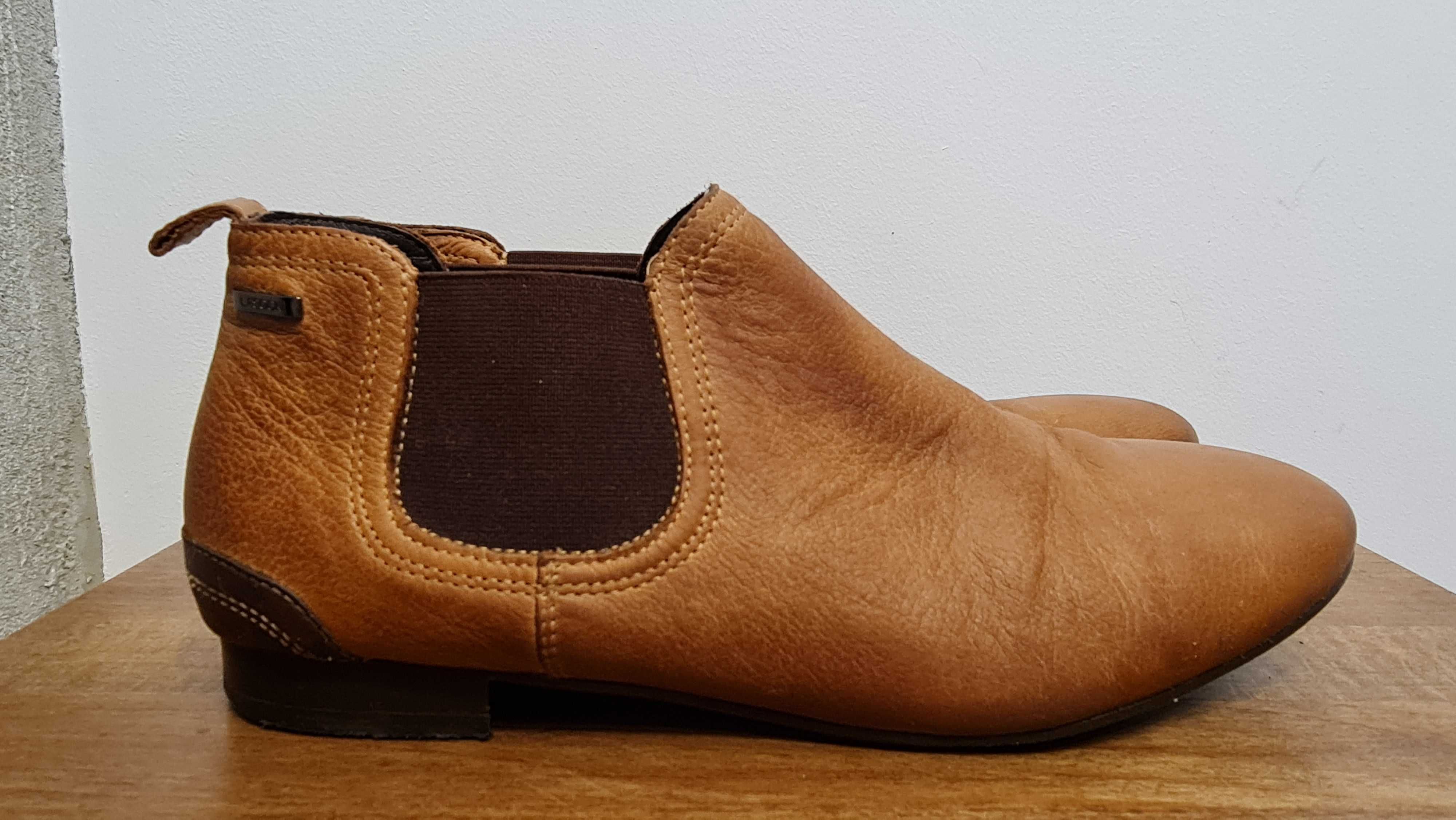 Skórzane kamelowe Botki Lasocki rozmiar 39
