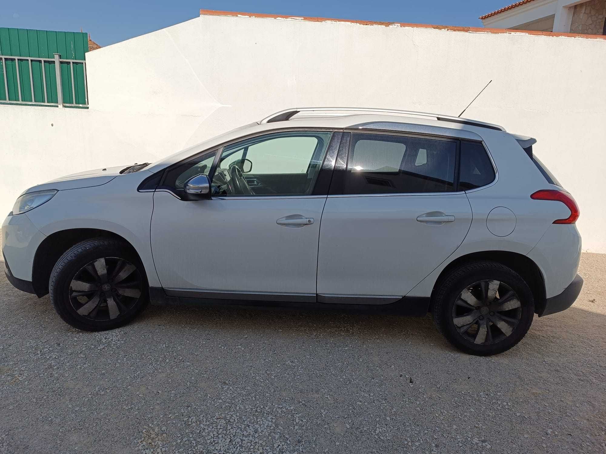 Peugeot 2008 Allure 1.6 e‑HDI 92 cv | Automático 2‑Tronic | 2015 |