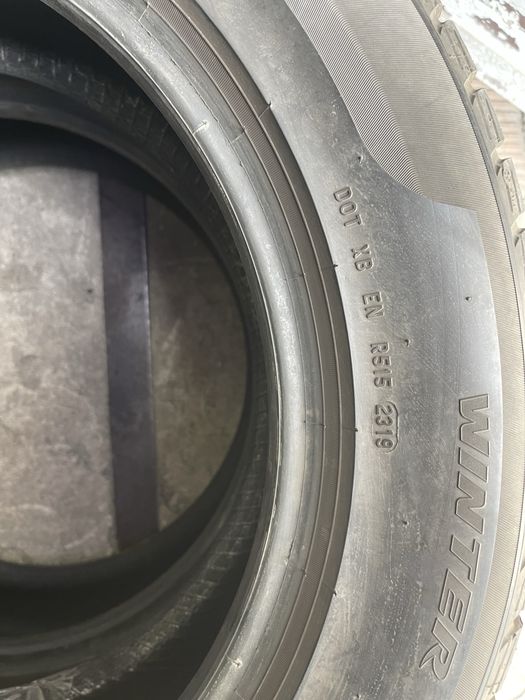 Шины 225/55 R17 Pirelli б/у зима пара 5,5/6мм U6