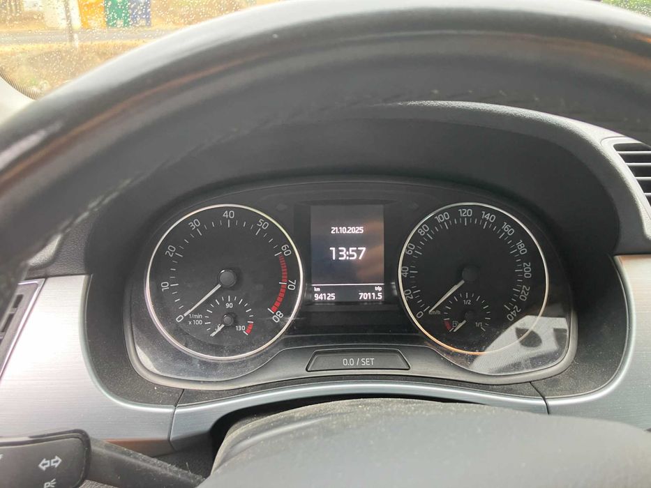 Škoda Fabia 1.0 TSI 2017 – 94,000 km – Barras e portabici