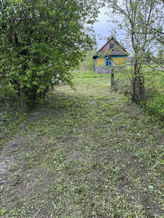 Продаю земельну ділянку з будинком с. Штунь Волинської області