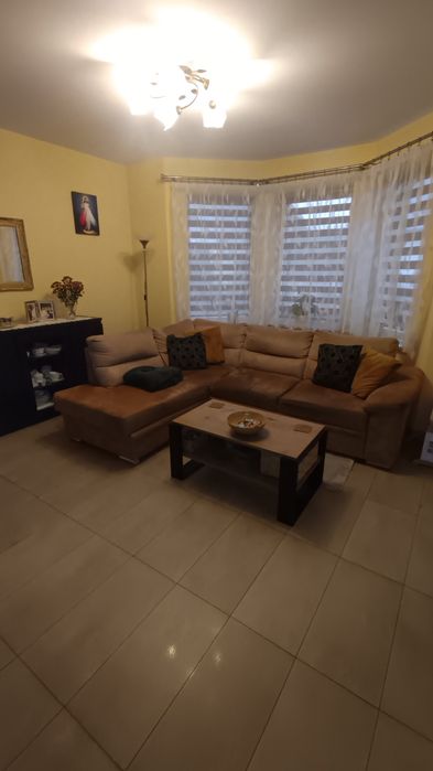 Sofa narożna z funkcją spania