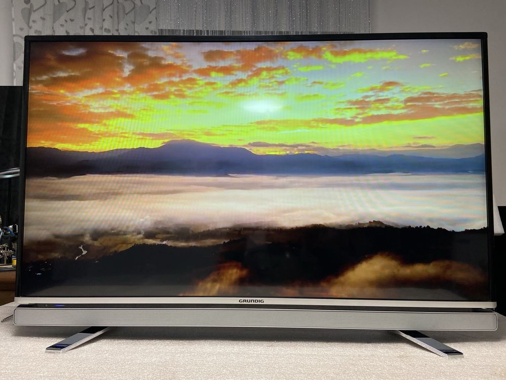 Телевізор Grundig 43GFB6623 SmartTV/wifi/T2/FullHD