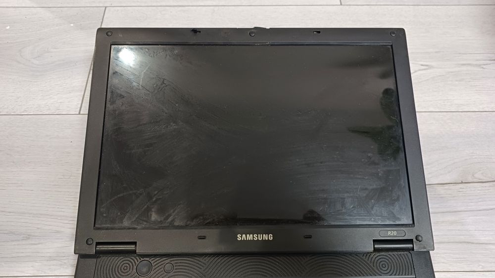 Ноутбук Samsung np-r20, восстановление или запчасти