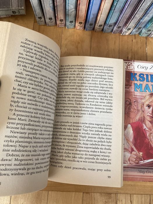 książki córy życia t. 1-35