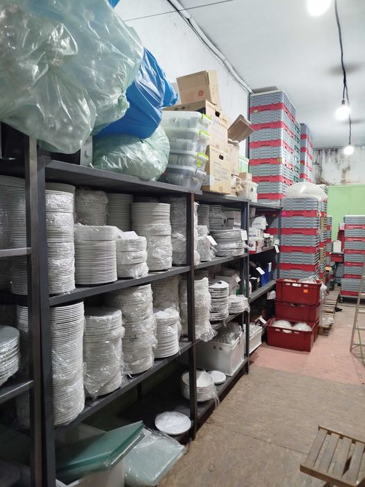 Розпродаж складу посуд кух інвента