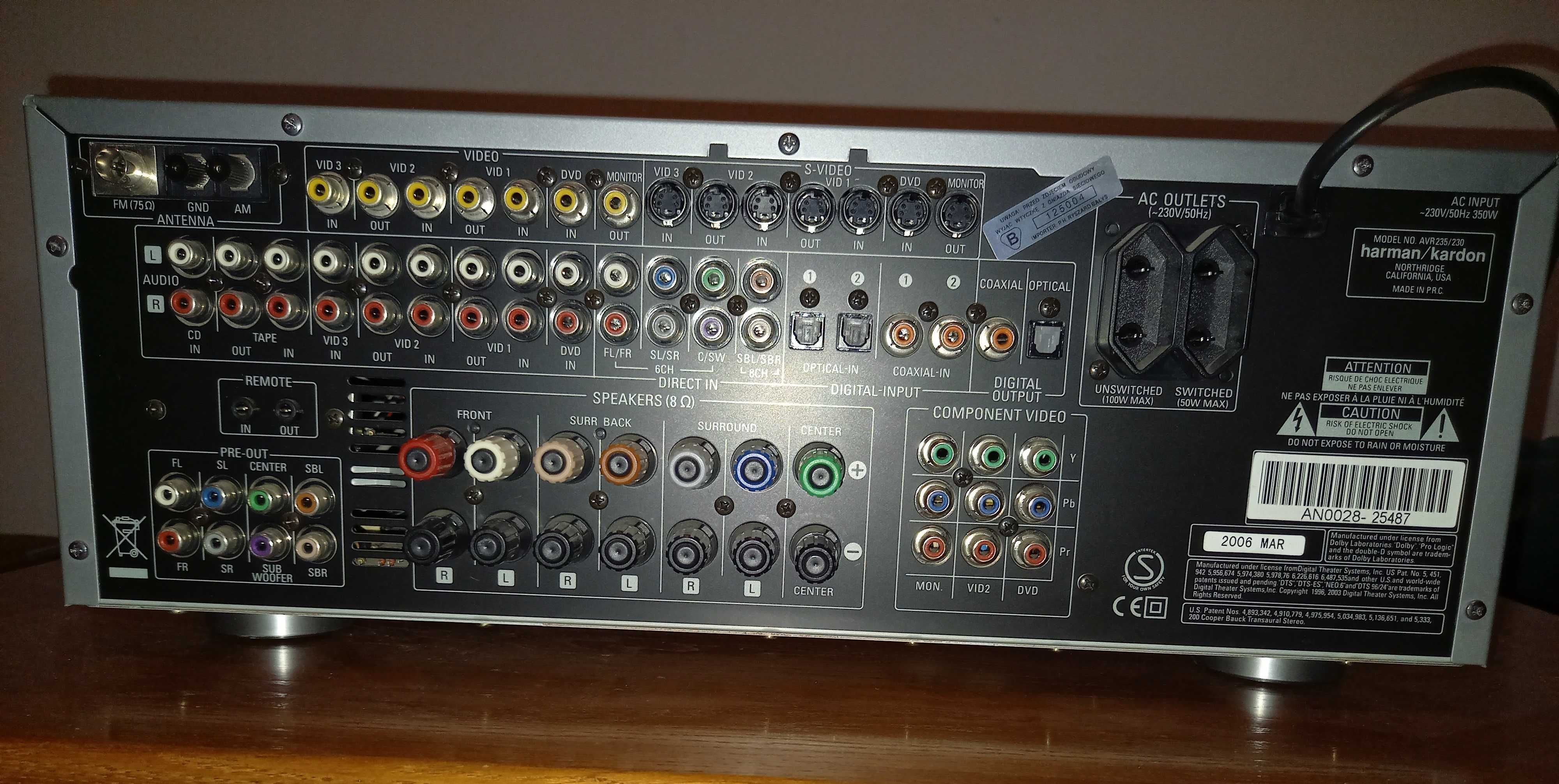 Amplituner HARMAN KARDON AVR 235 + zestaw głośników i subwoofer