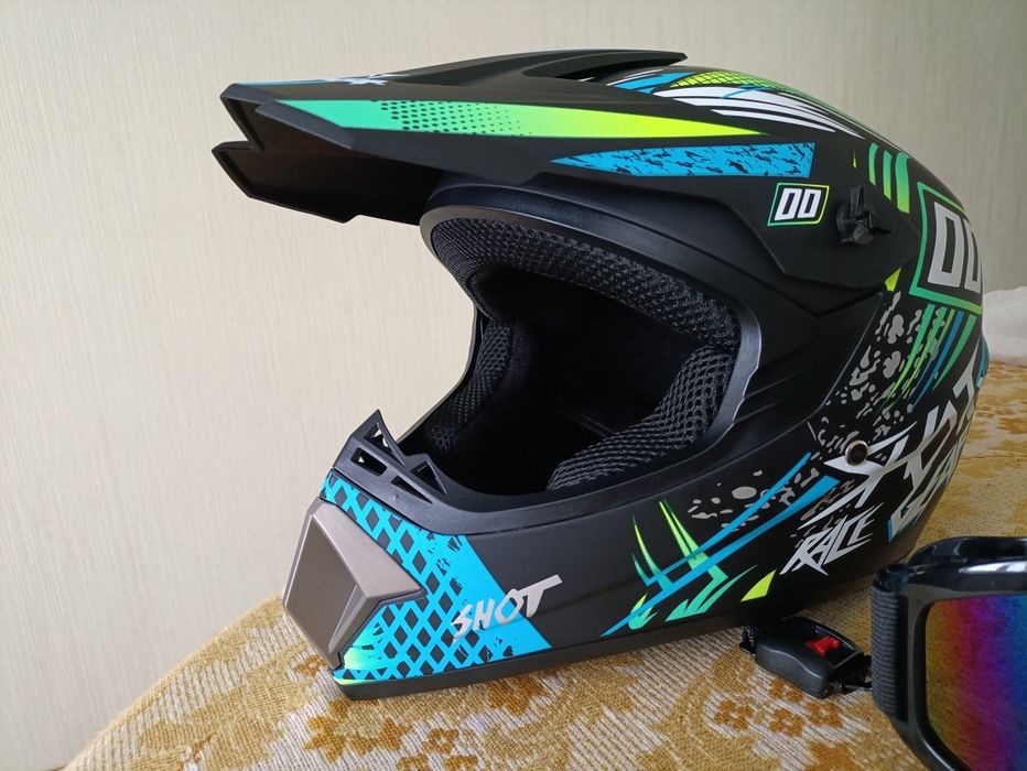 Шлем ендуро мото