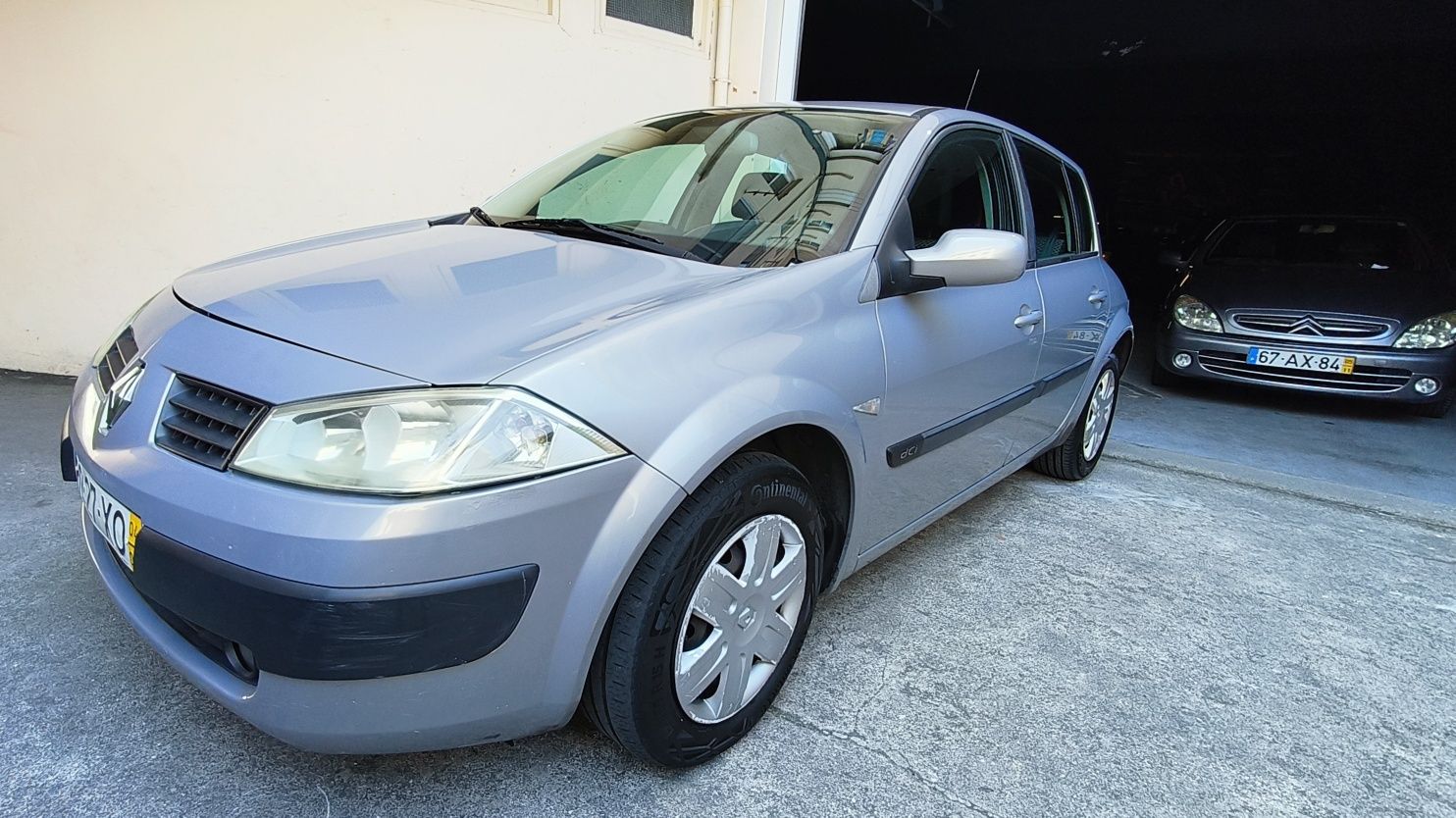 Renault Megane 1.5Dci apenas 180 mil kms