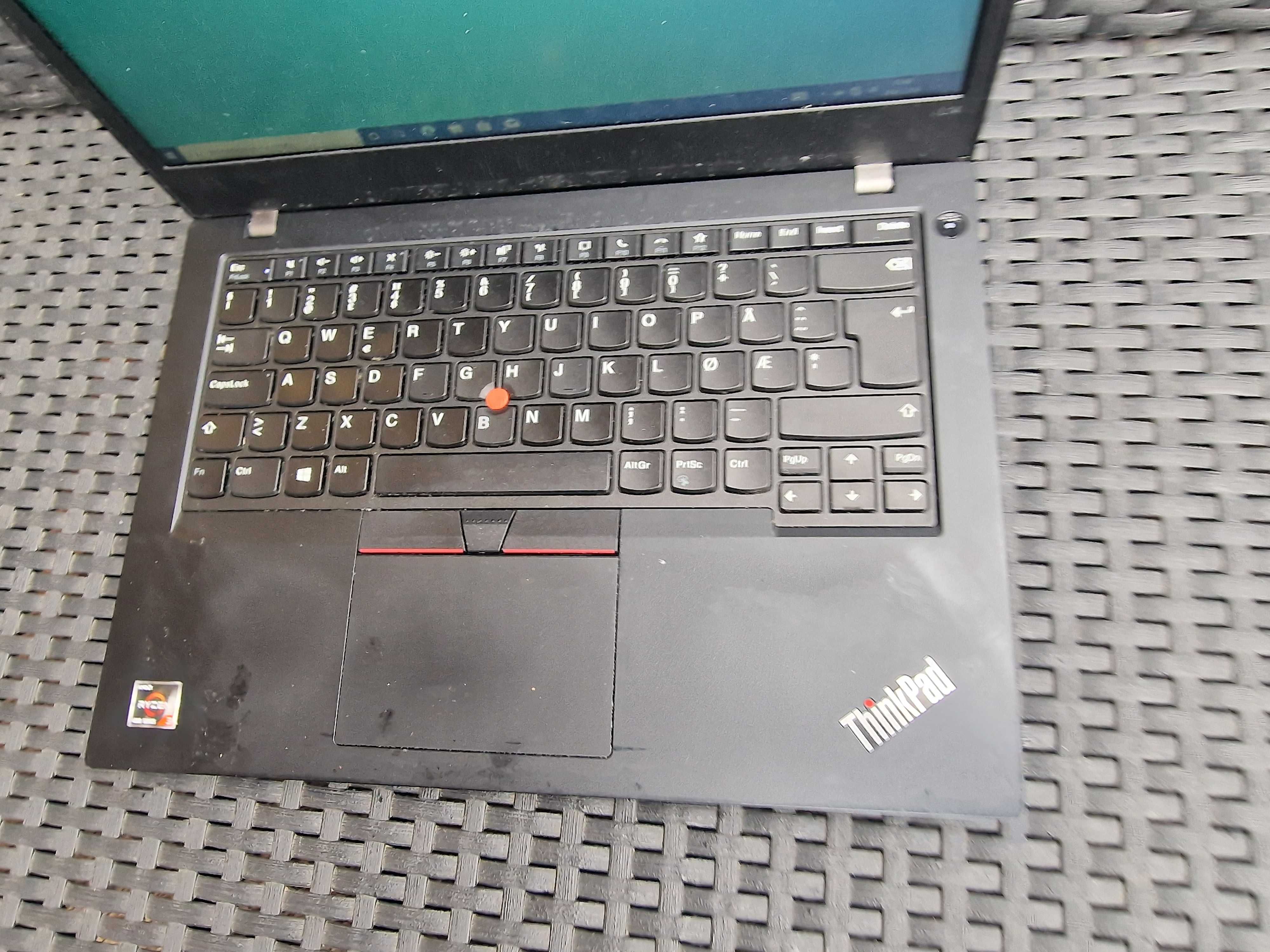 Laptop Lenovo Thinkpad L14 AMD Ryzen 3 8 GB / 256 GB