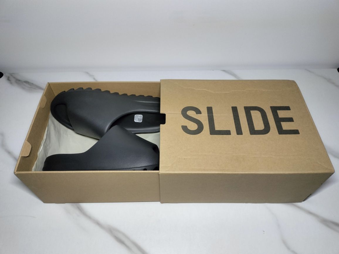 Klapki adidas yeezy slide onyx r.42