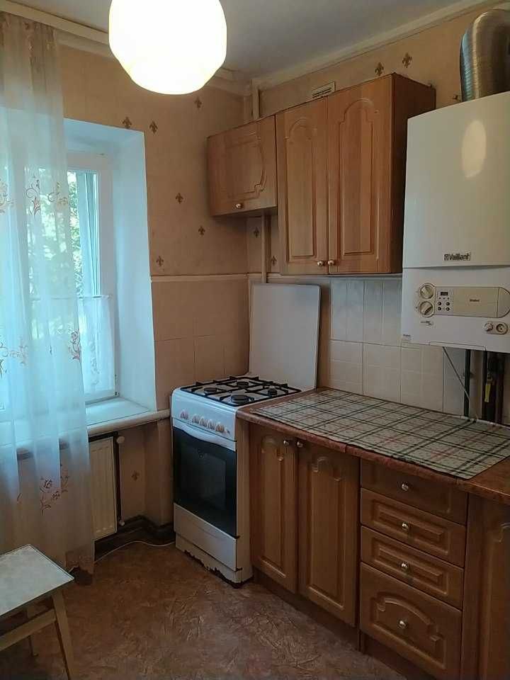 Здам в оренду 2 кімнатну квариру. ЦЕНТР. Індивідуальне опалення