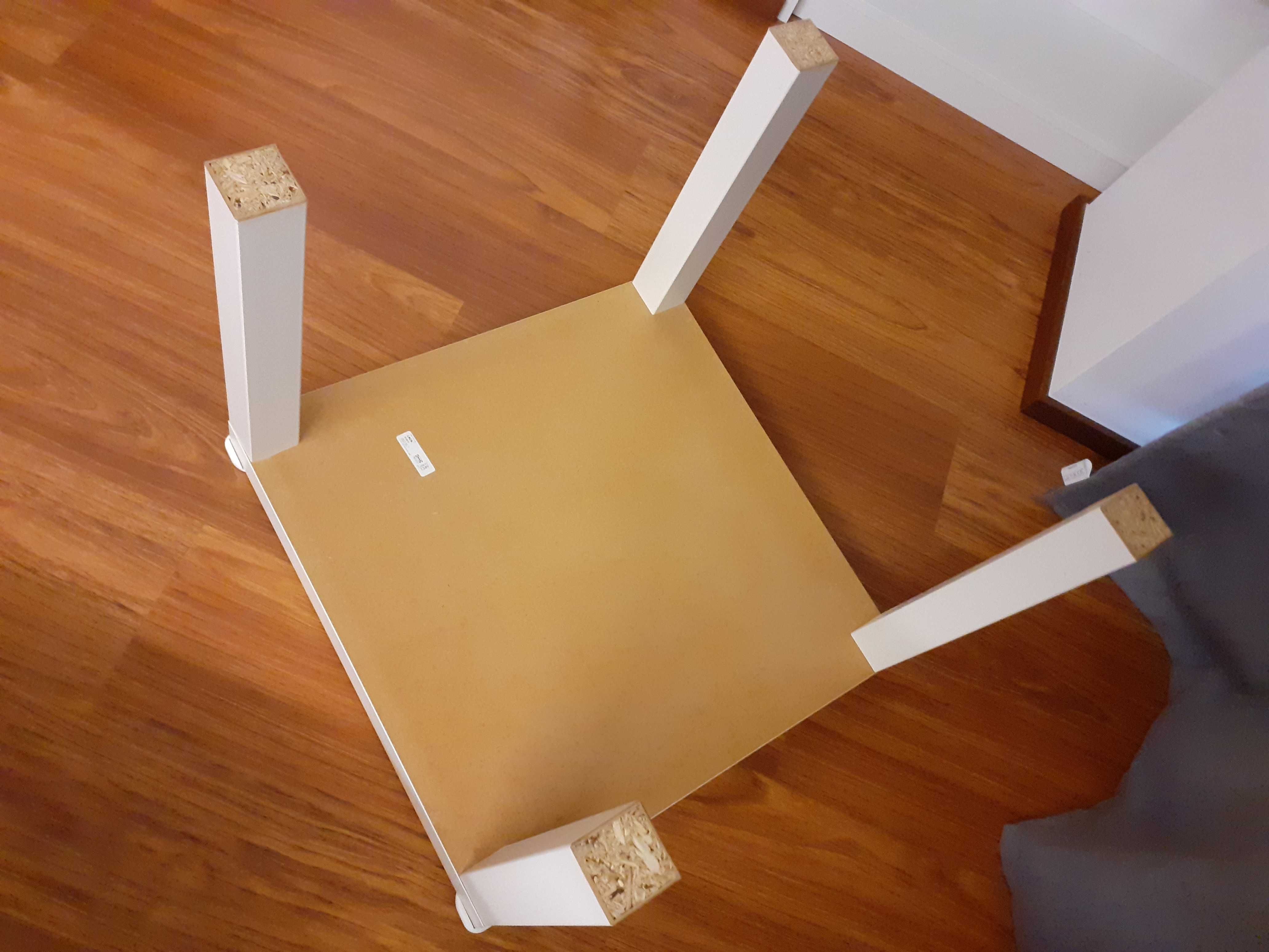 2 Mesas de Apoio / Centro IKEA