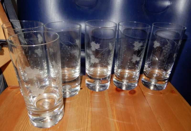 6 zdobionych szklanek Krosno