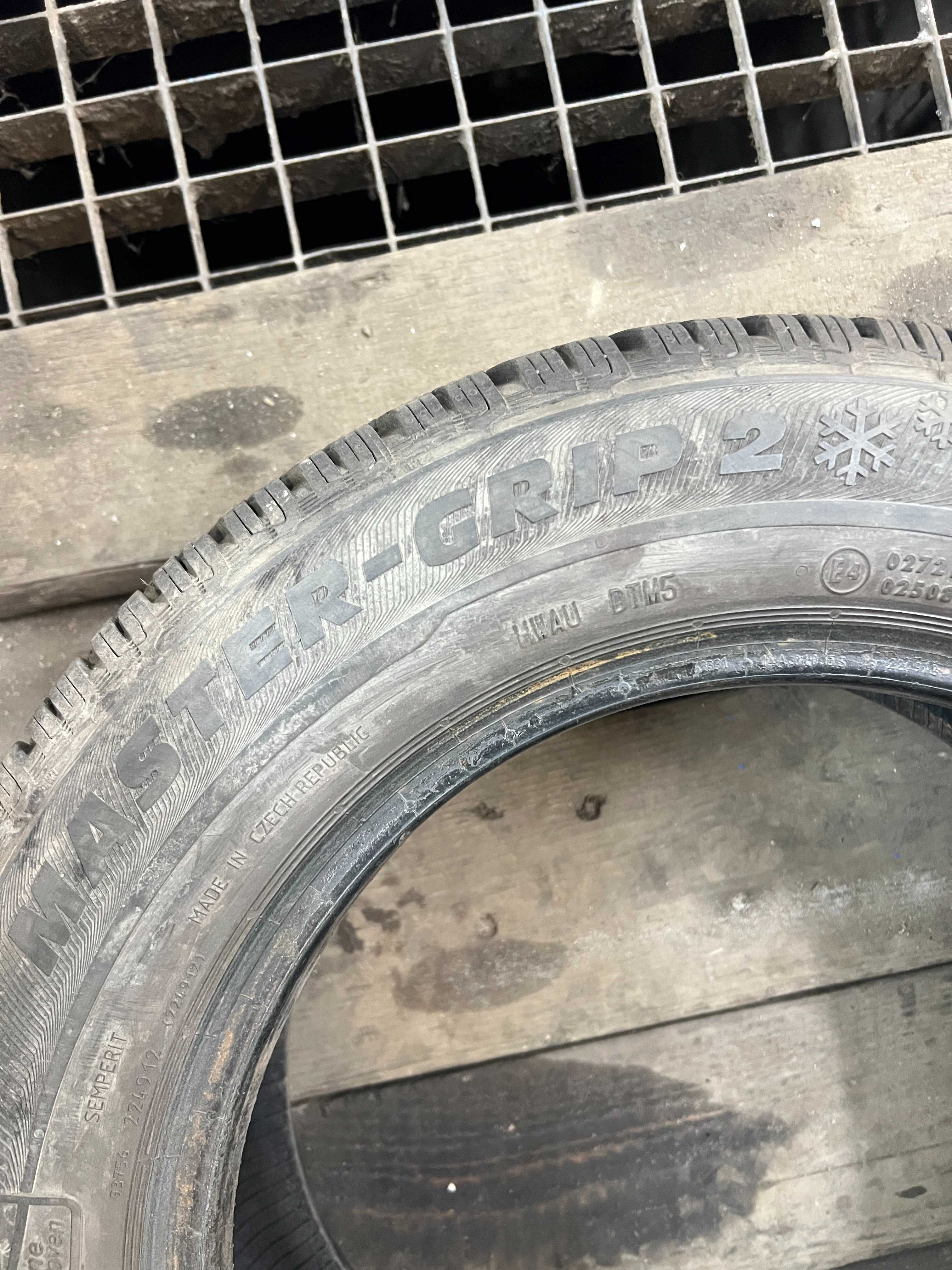 165/70r14 semperit opony zimowe 2 szt bieznik 6,5mm stan bdb