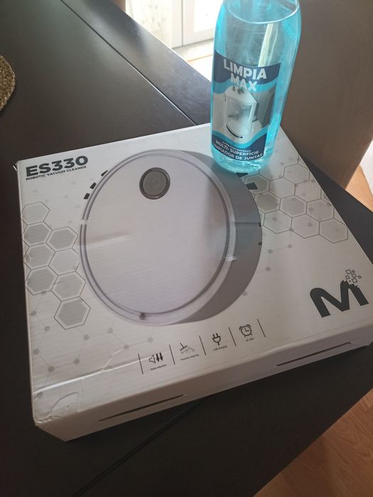 Robot aspirador de limpeza
