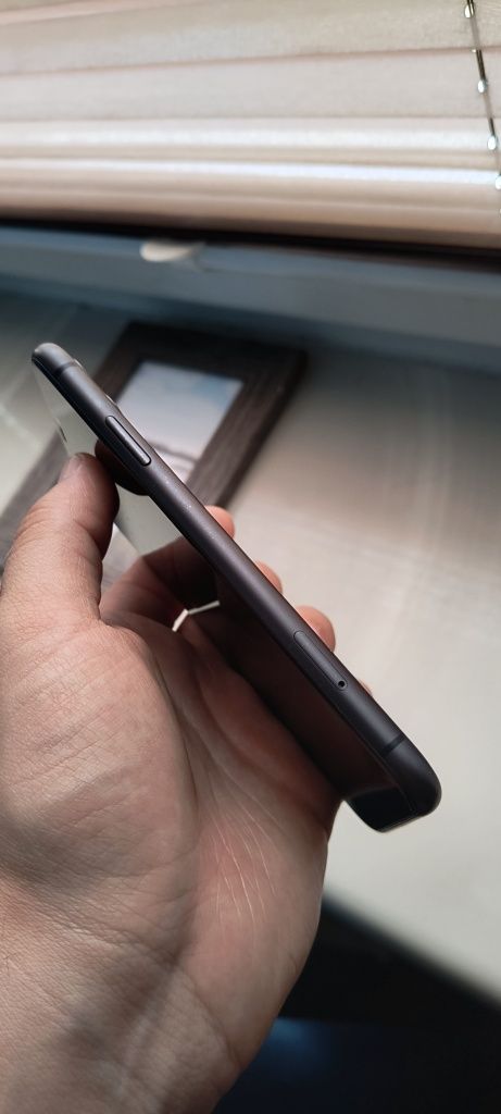 Apple iPhone 11  stan bdb