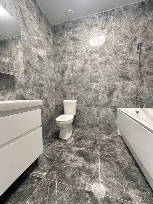 Новий ТАУНХАУС з новим ремонтом, м.Буча, вул.Києво-Мироцька.