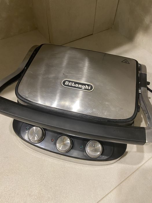 Електрогриль DeLonghi