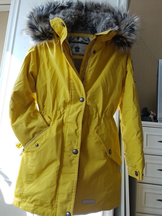 Пальто длядівчинки,9_11років тепле  зимове.