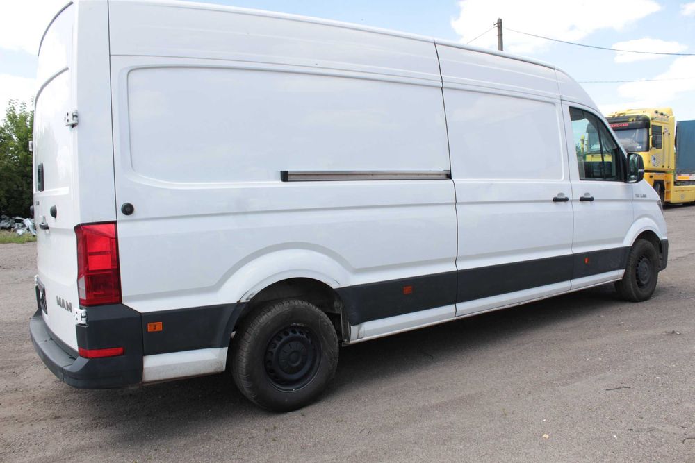 Двері Volkswagen Crafter 2017-2025  MAN TGE (передні, зсувні, задні)