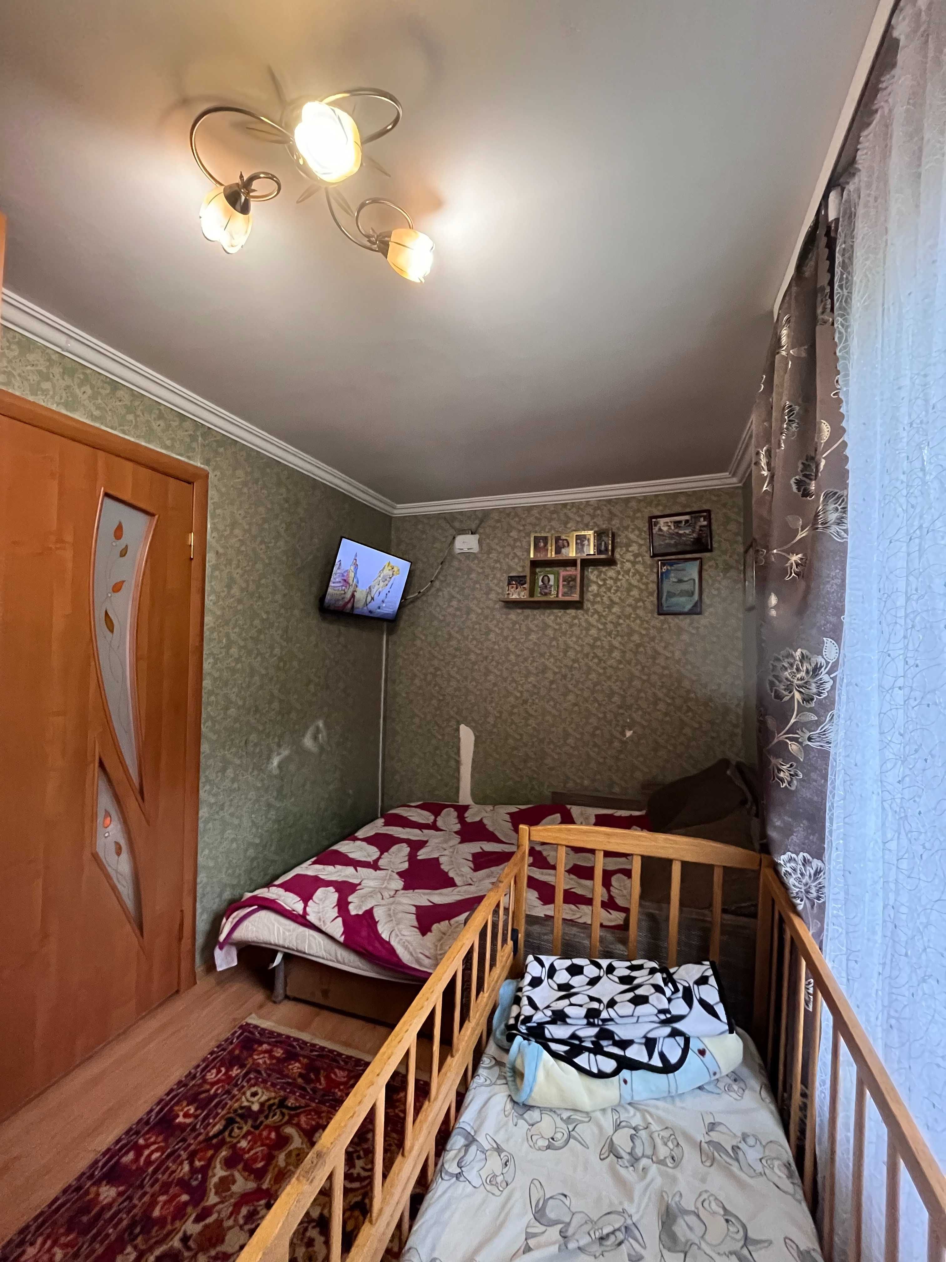 2 кімнатна квартира у тихому районі