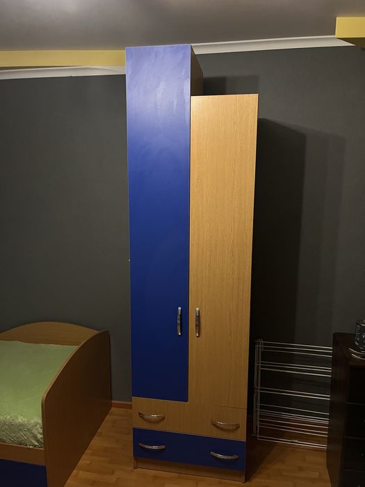 Продам шафу в гарному стані