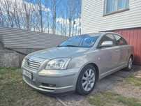 Toyota Avensis II benzyna 1.8 VVT-i 2004 rok Polski Salon
