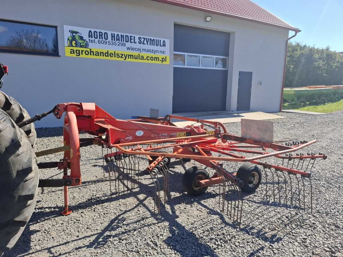 Zgrabiarka CLAAS LINER 390 S, KUHN GA 4321 GM MASTERDRIVE sprawne bdb