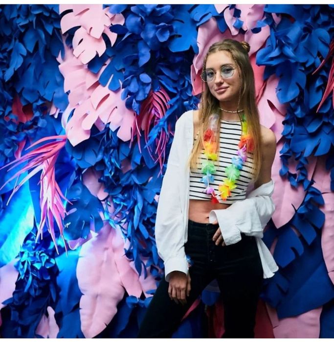 Фотозони,Ростові квіти ,оренда,виготовлення,оформлення свят