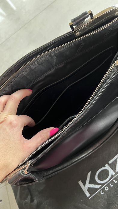 Torebka kazar stan idealny . Skóra naturalna